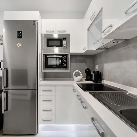 Apartamento Sofia 2 *